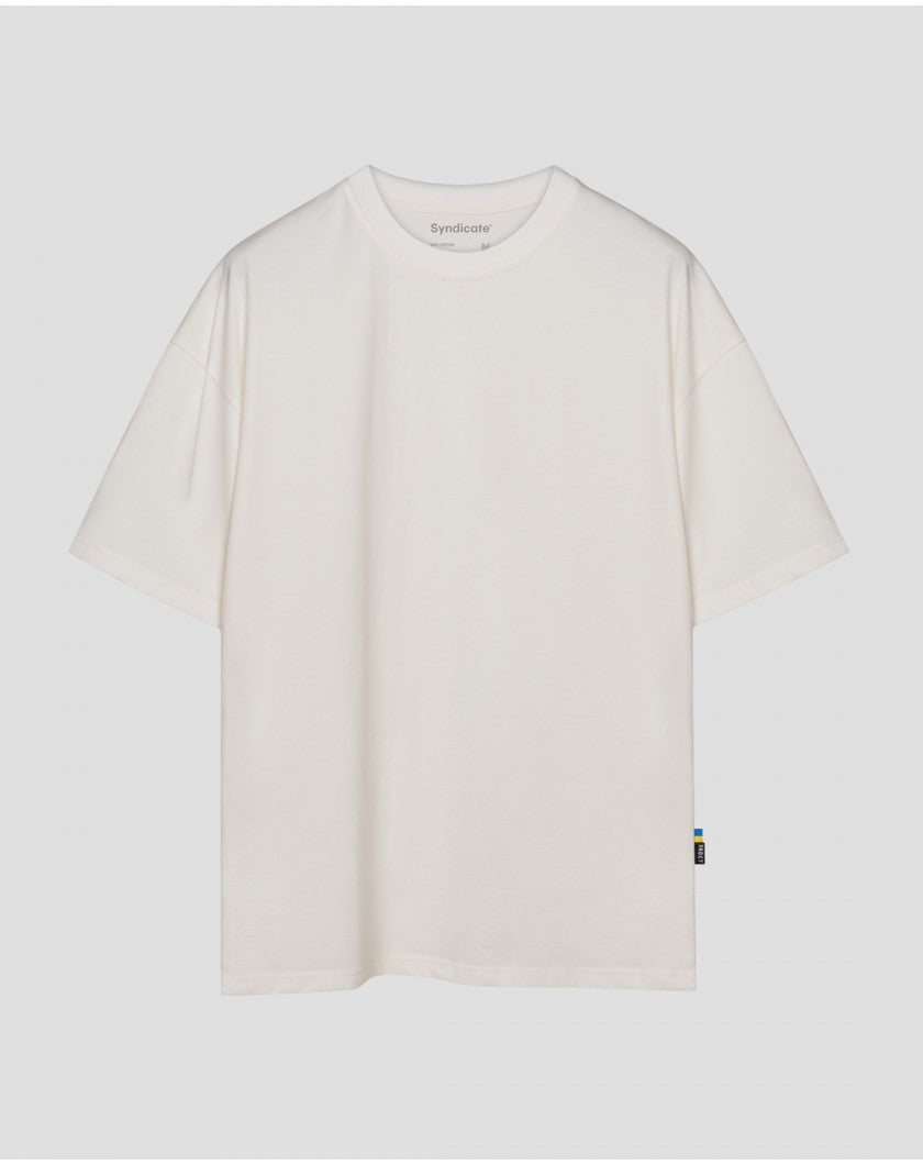 Milk-colored oversize t-shirt made of organic cotton, unisex
