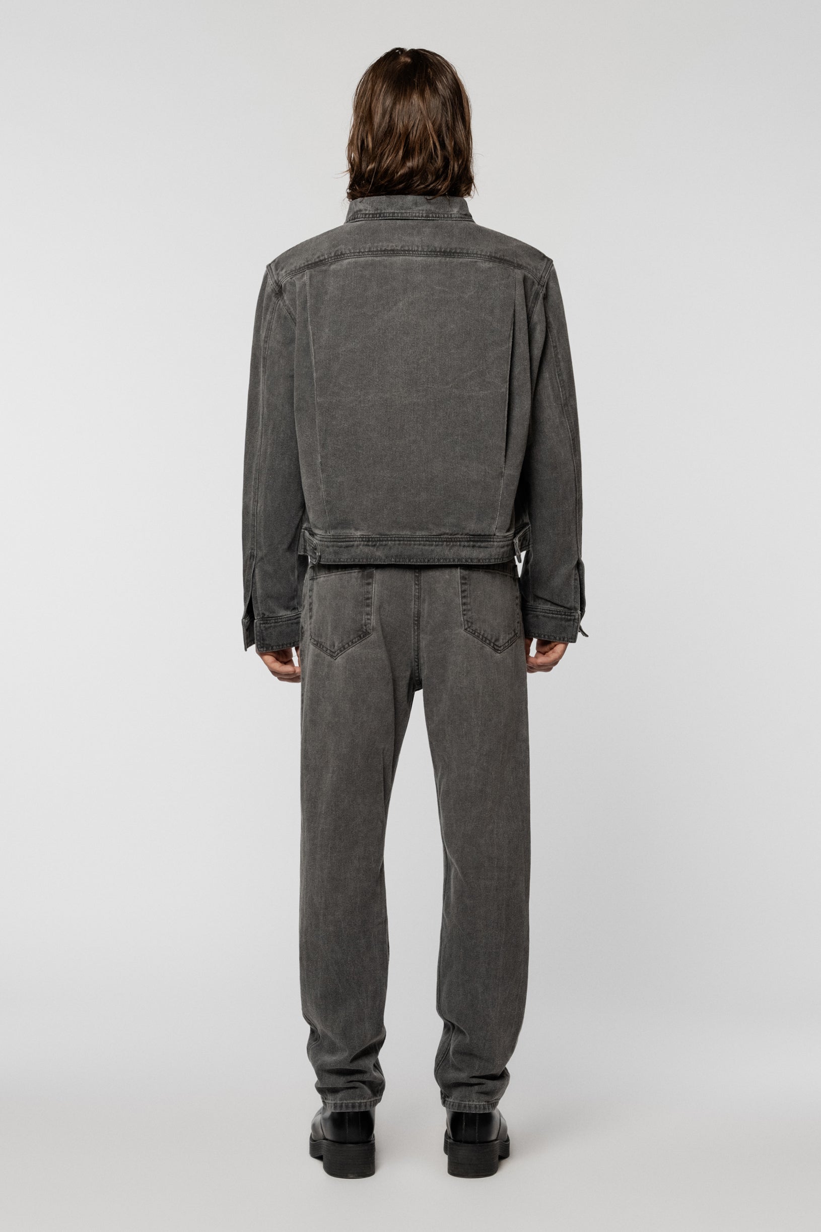 Straight-cut grey jeans with a faded effect, 100% cotton