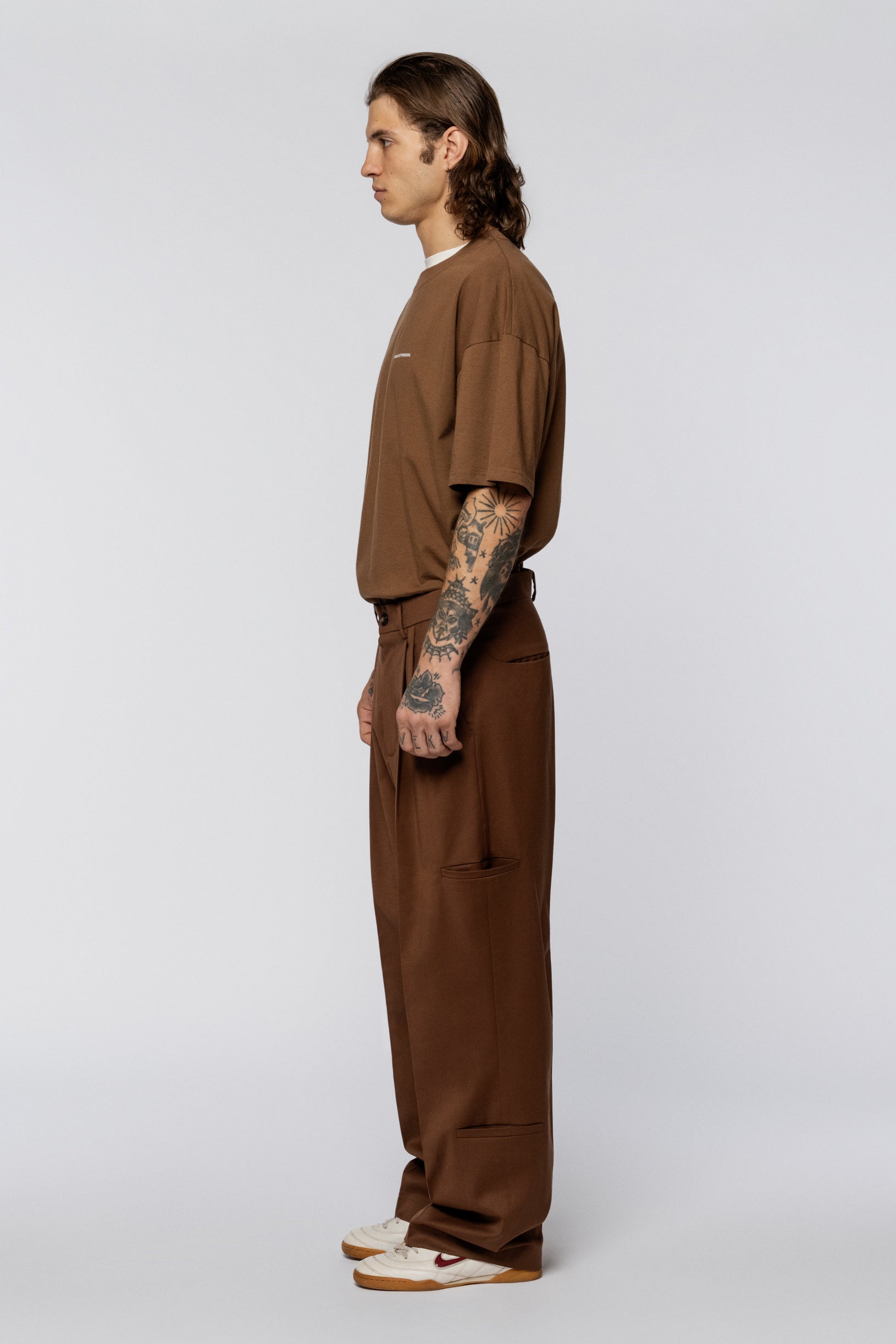 Brown cargo pants with side pockets