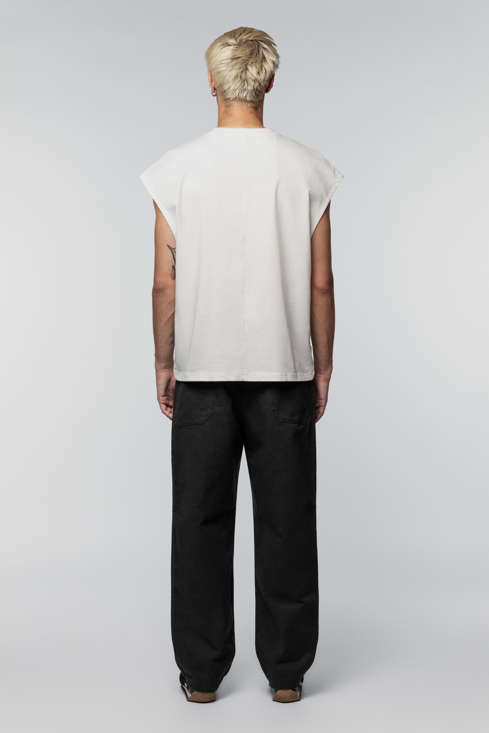 Футболка без рукавів SNDCT біла