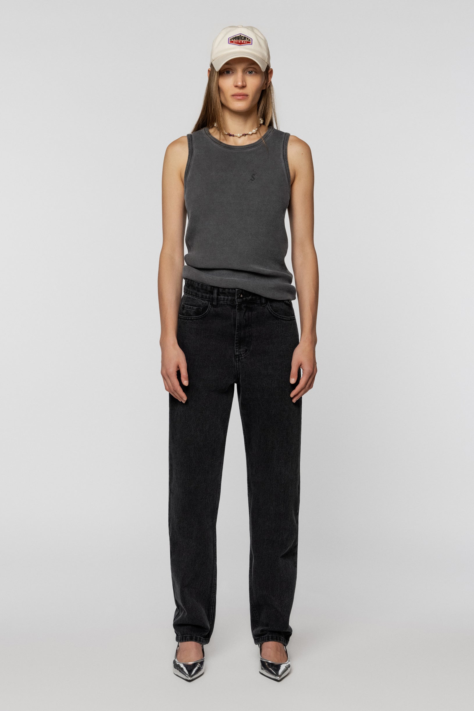 Майка унісекс з щільної бавовни сірого кольору з ефектом вицвітання