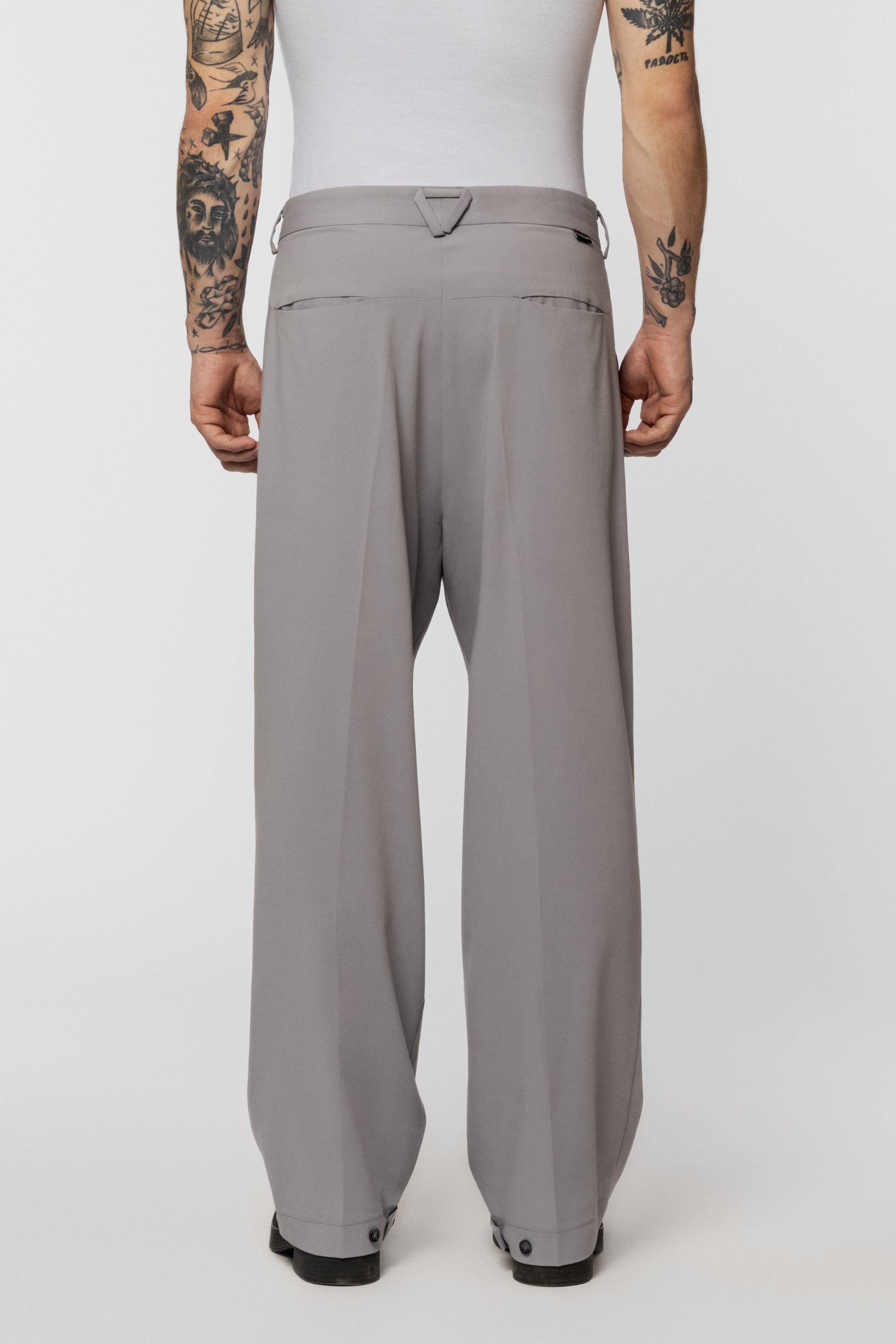 Grey wide-cut trousers made of viscose suit fabric