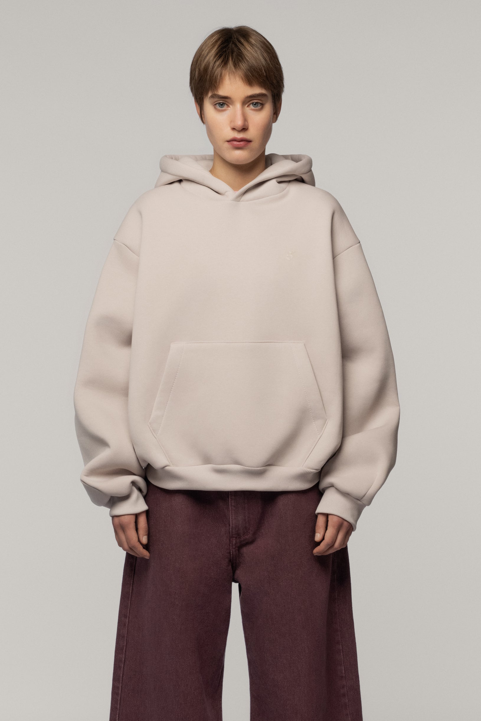 Arrow Logo Hoodie Ivory