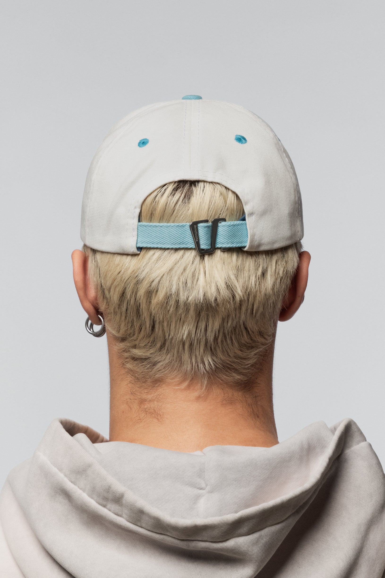 Кепка Золоті Ворота з Блакитною Вишивкою