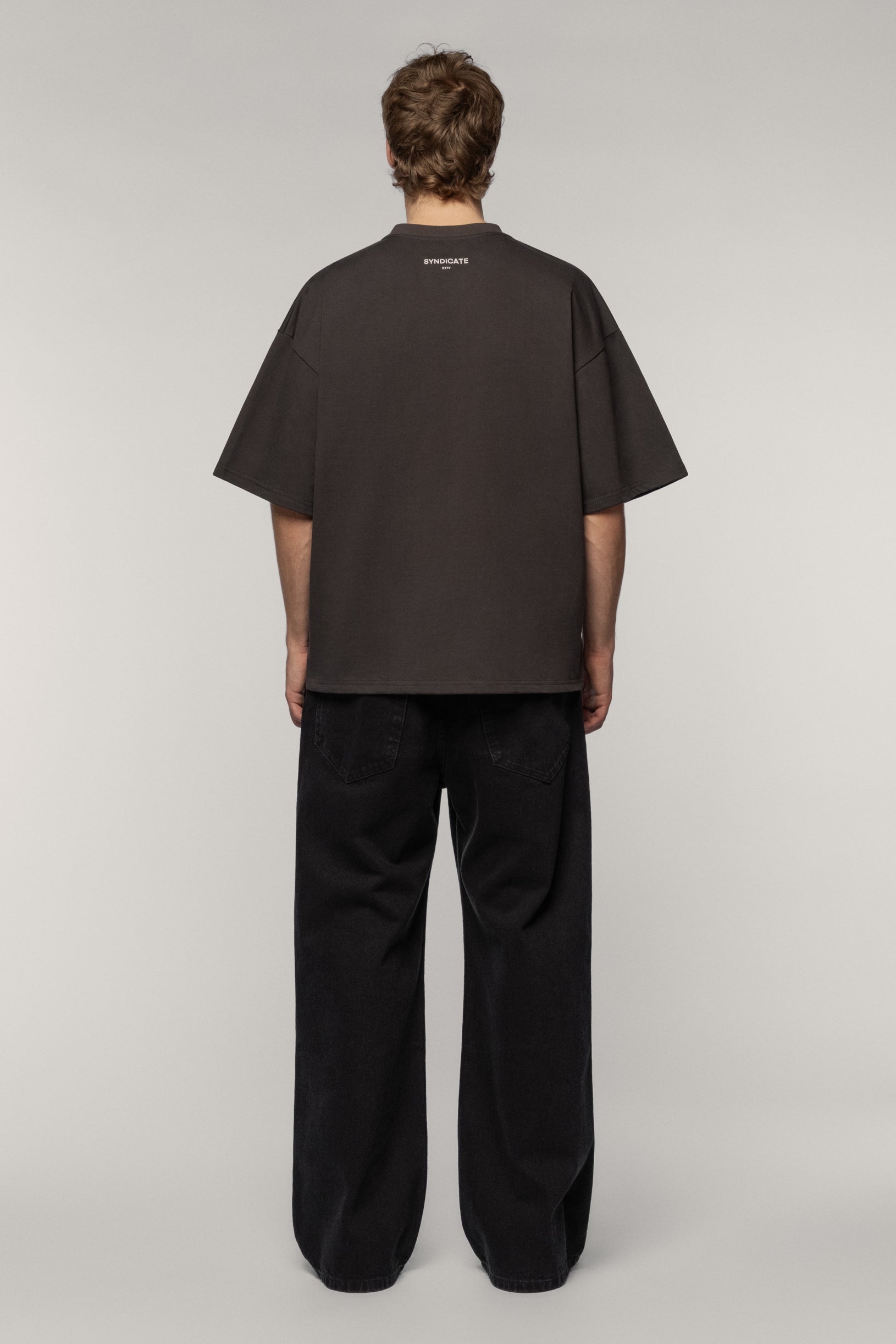 Коричнева щільна оверсайз футболка