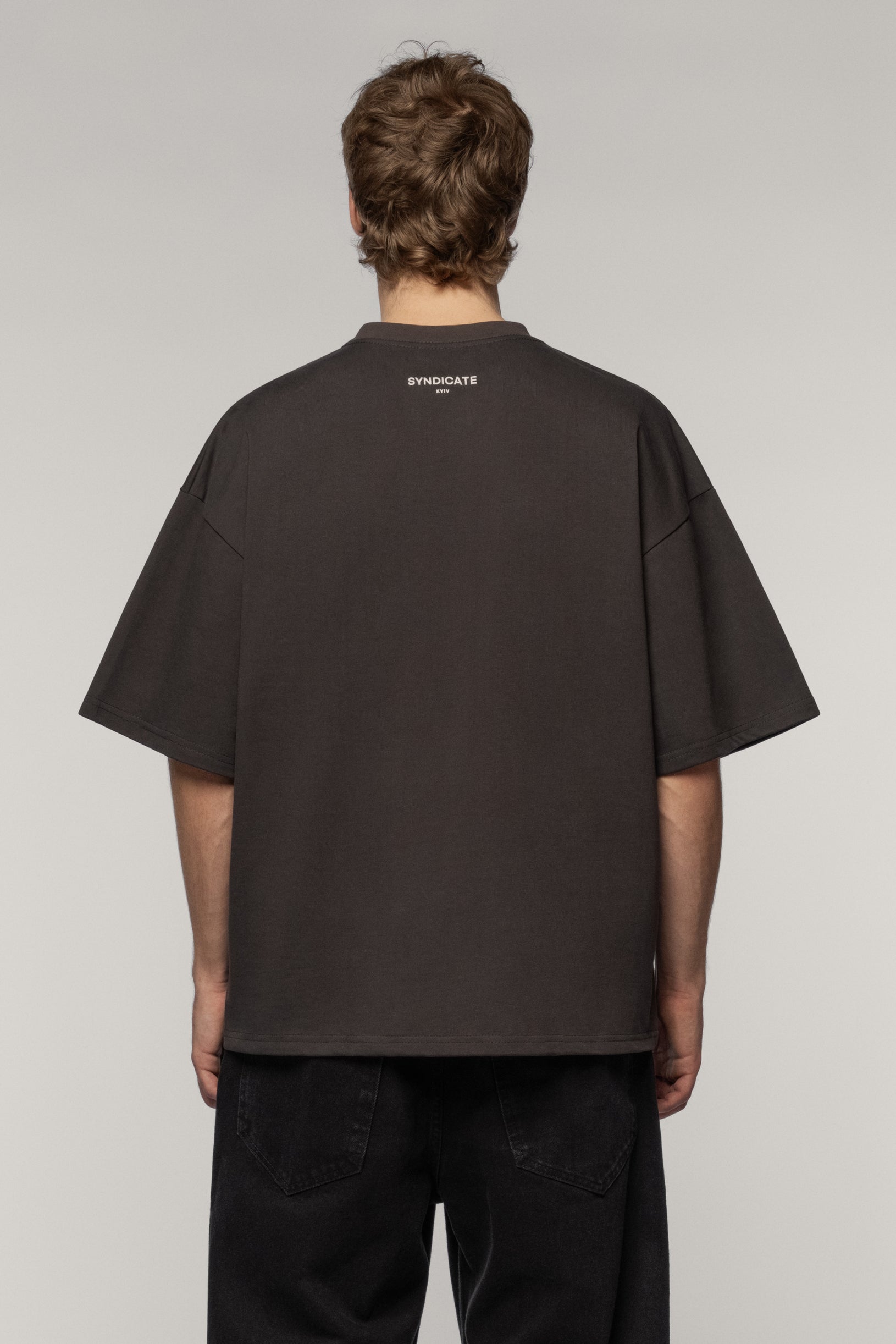 Коричнева щільна оверсайз футболка