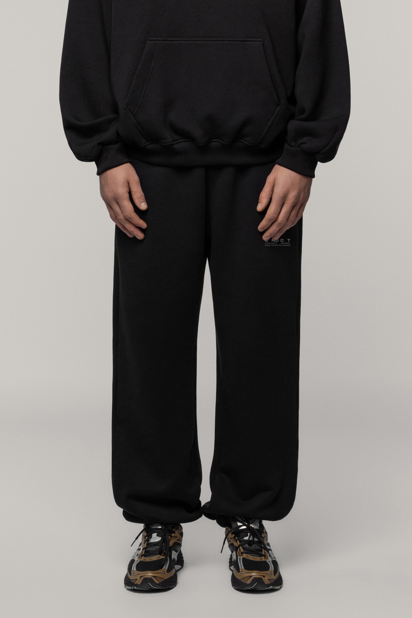 Чорні Джогери SNDCT