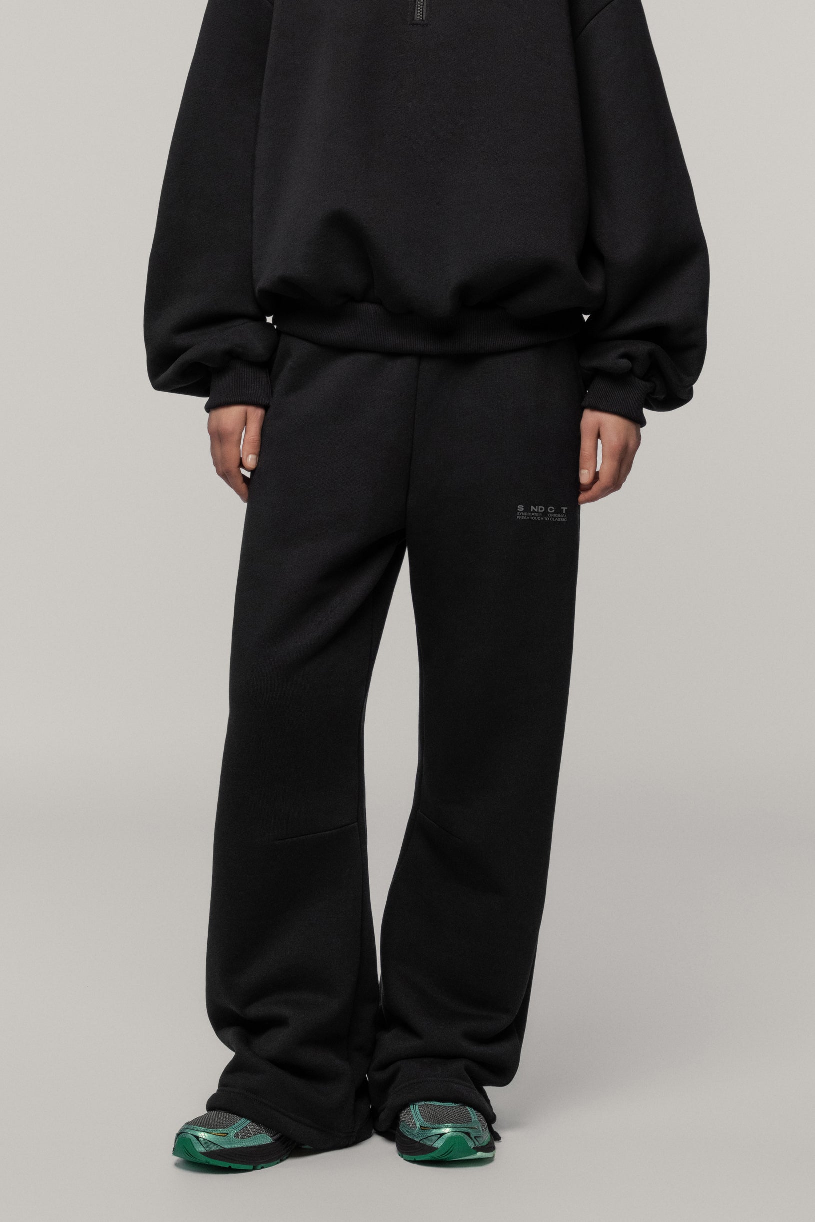 Чорні Штани SNDCT