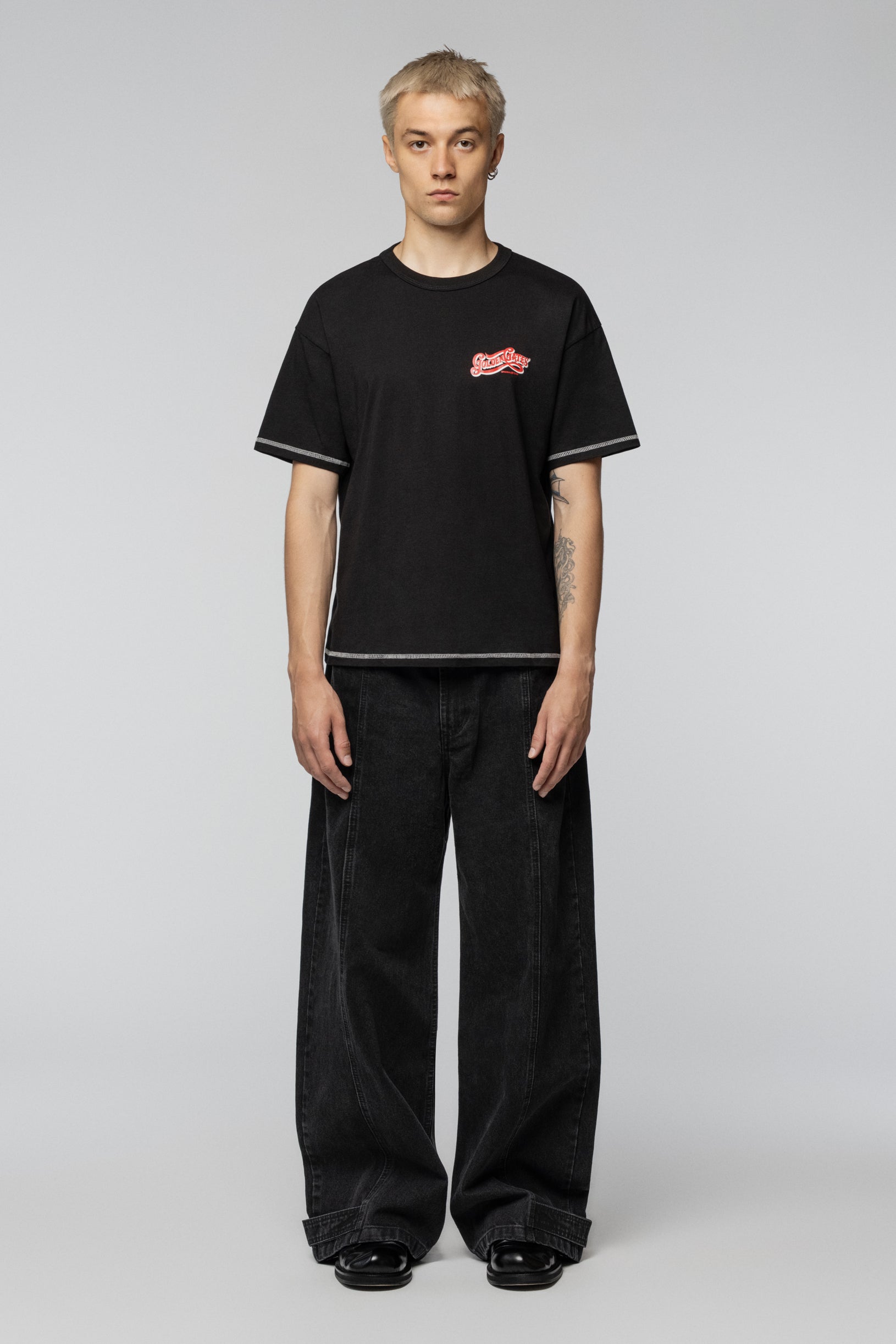 Чорна Оверсайз Футболка Golden Gates