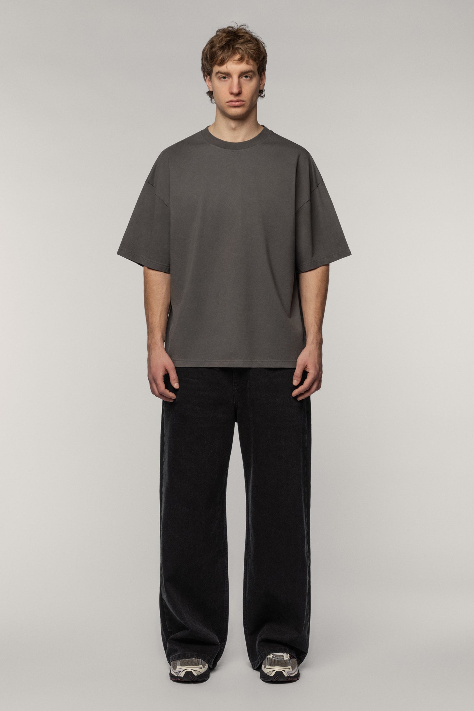 Попелова футболка оверсайз