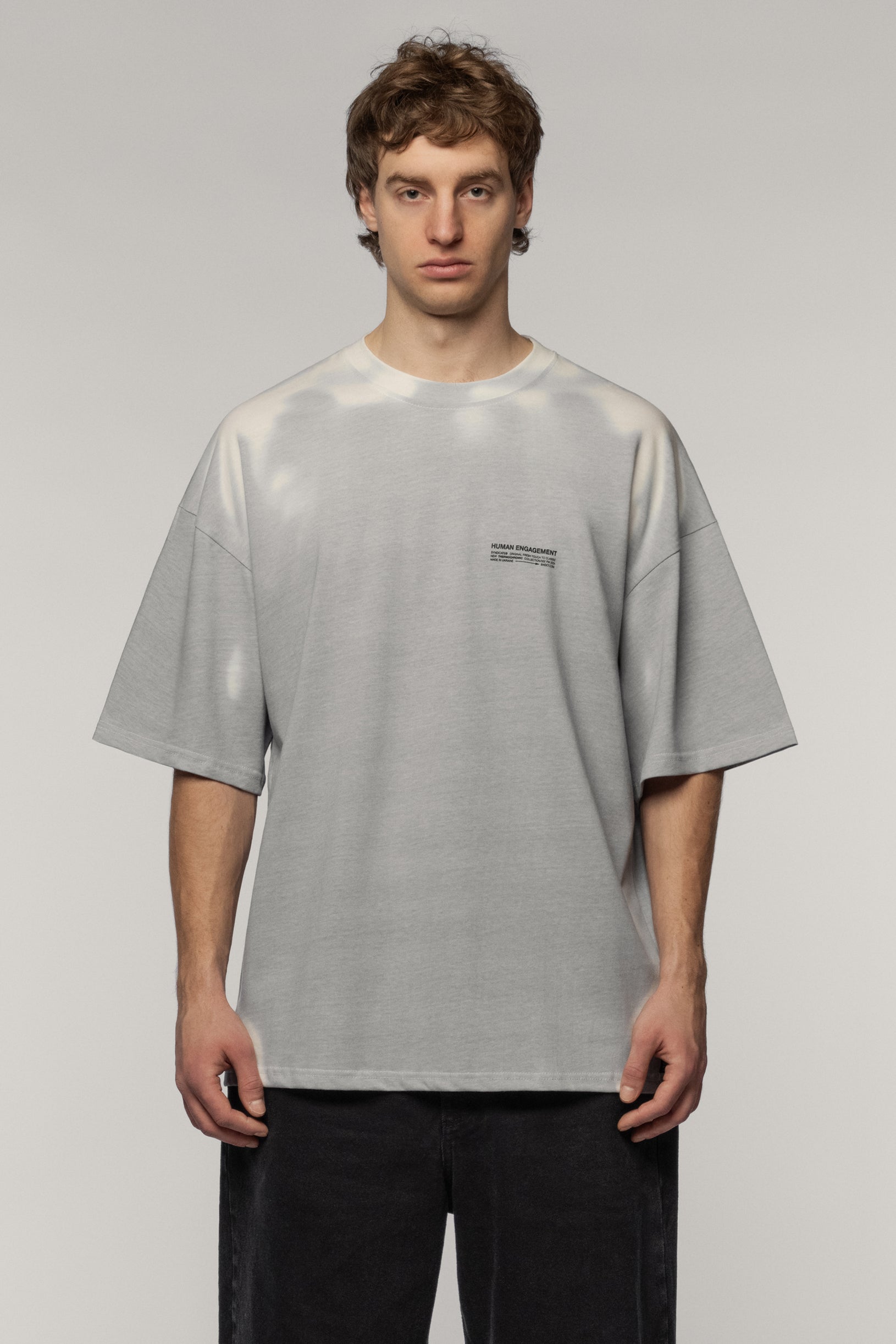 Футболка оверсайз сірого кольору Heat Reactive