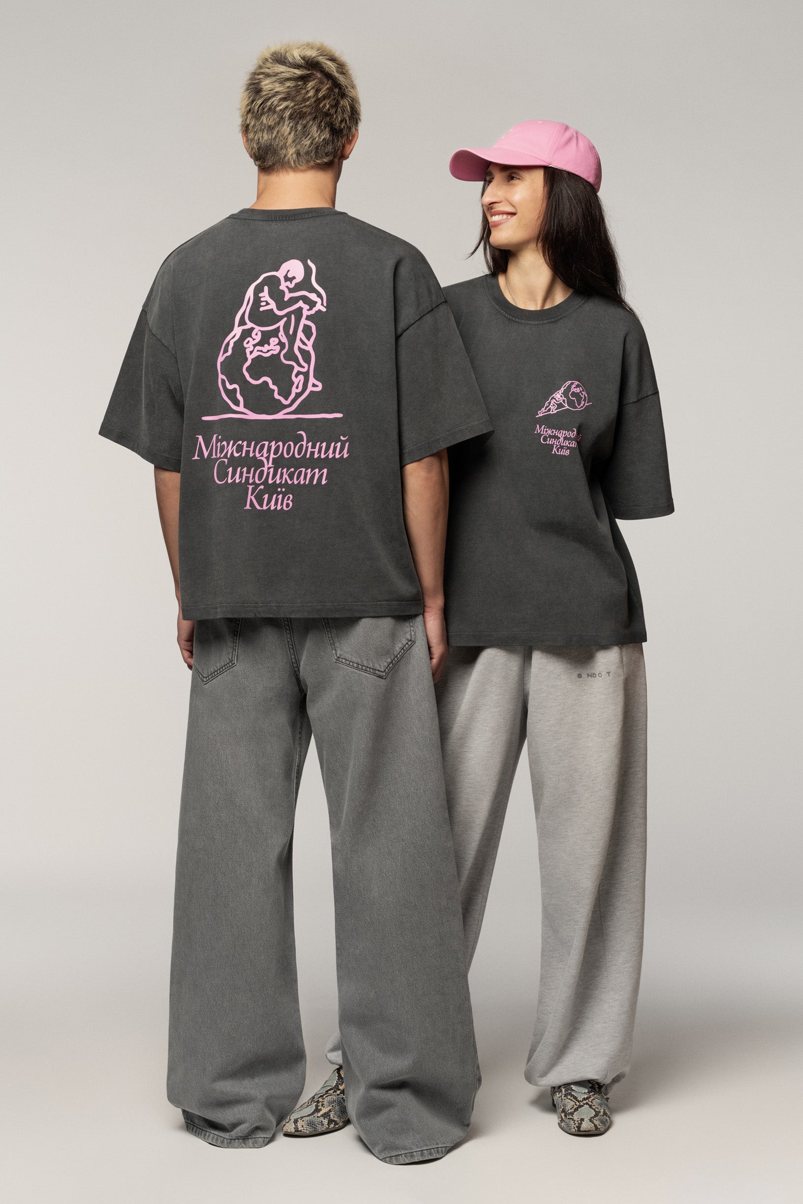 Sndct x Derega International T-shirt Grey