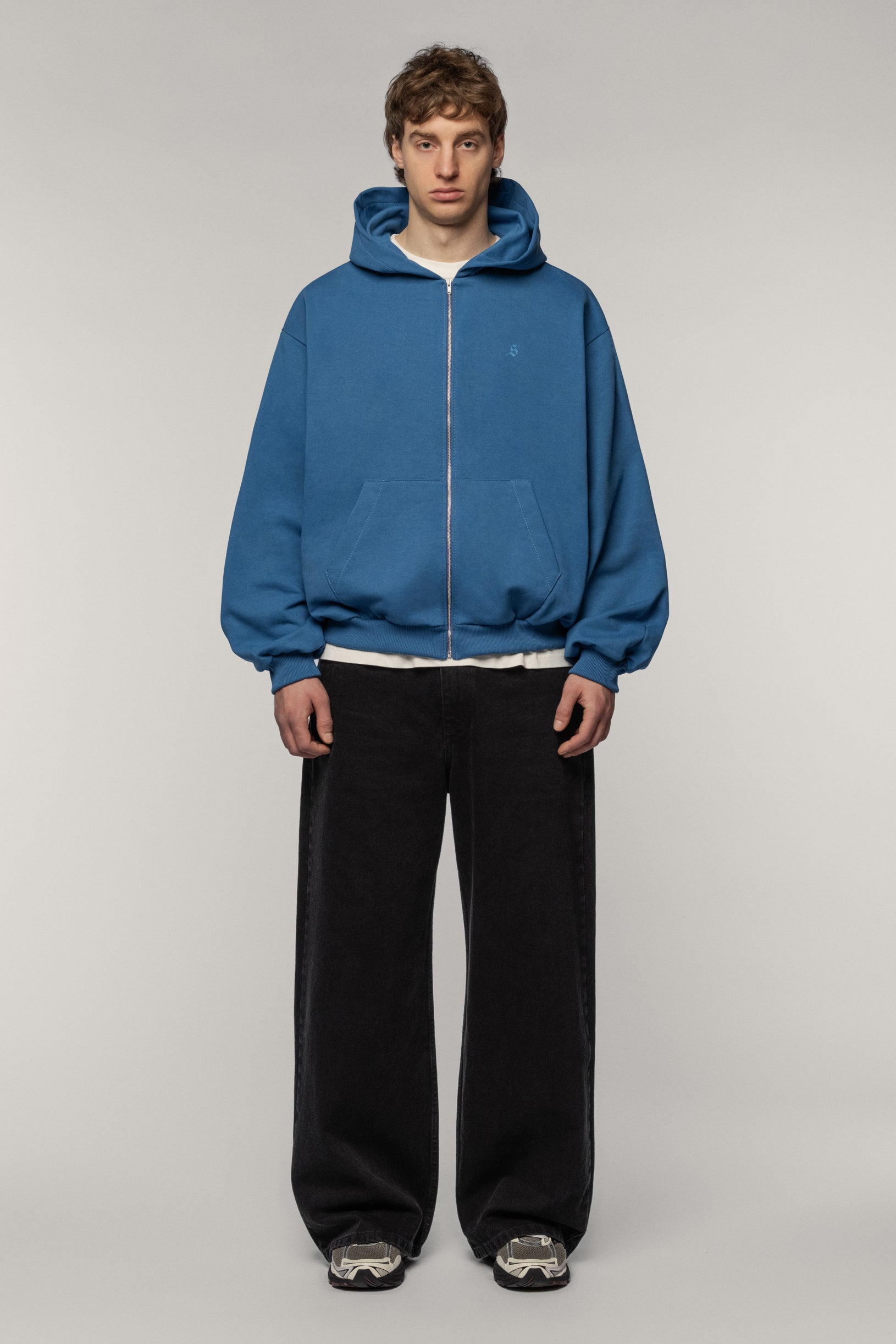 Синій худі Arrow з блискавкою