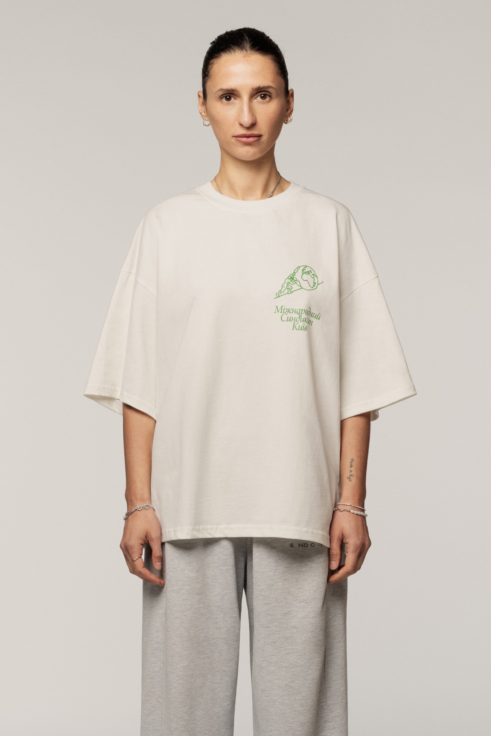 Sndct x Derega International T-shirt Ivory