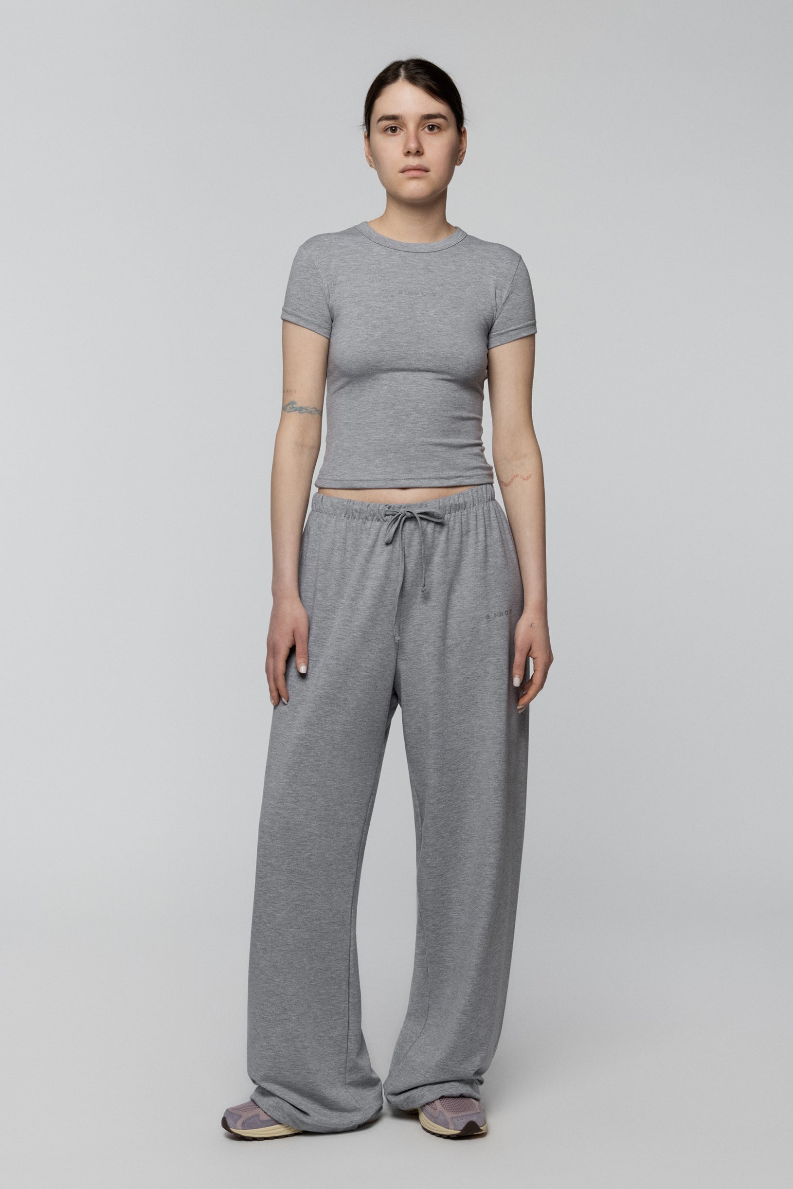 Woman Cropped Slim Fit T-shirt Heather Grey