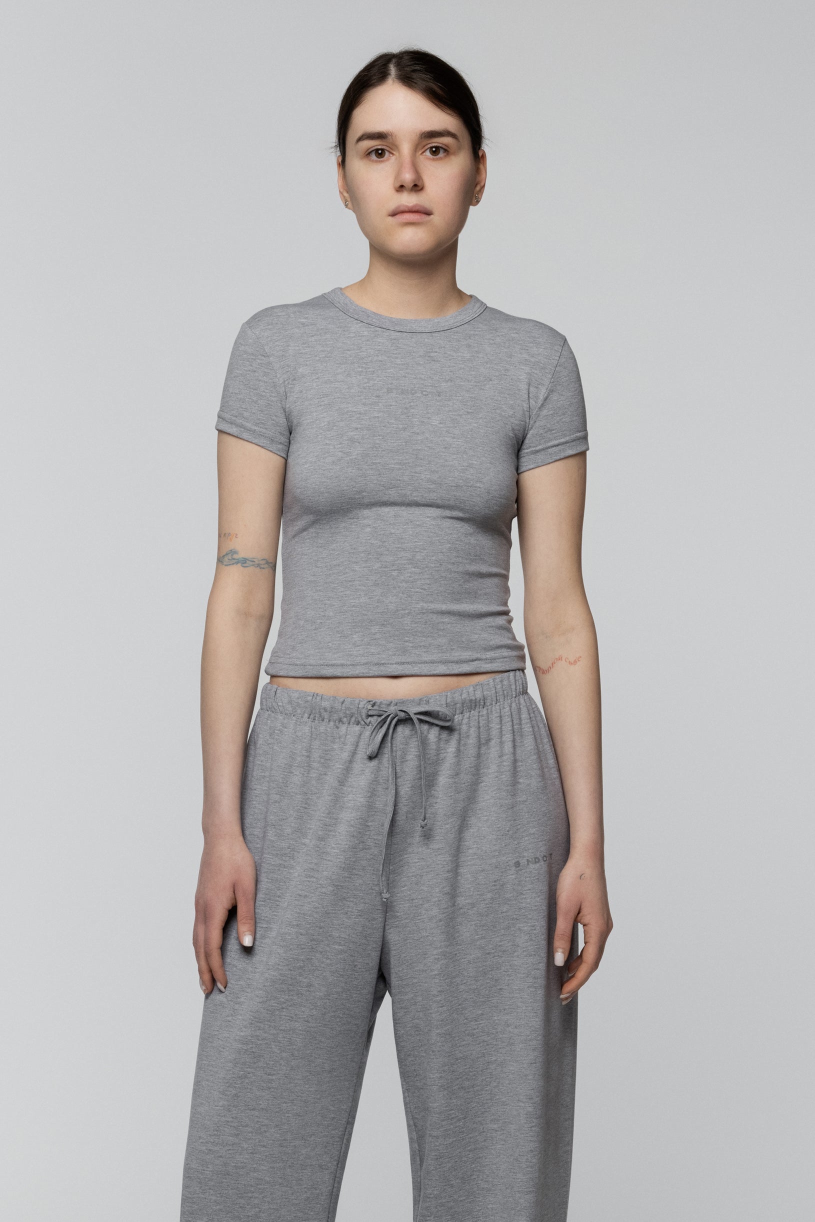 Woman Cropped Slim Fit T-shirt Heather Grey