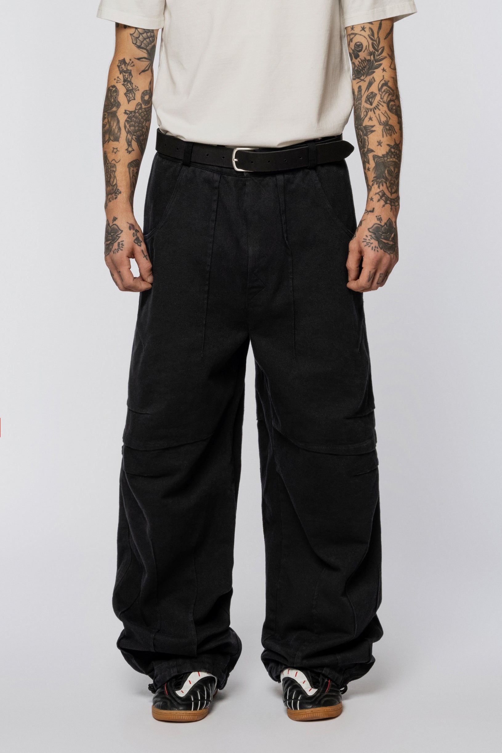 Denim Trousers Folds Black Washed