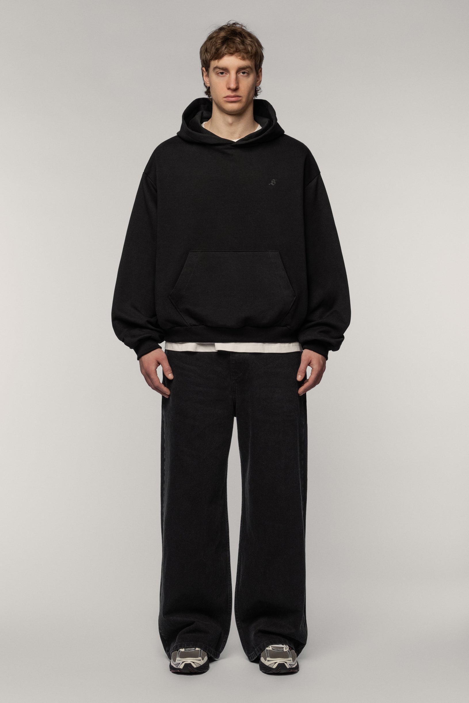 Чорний худі Arrow