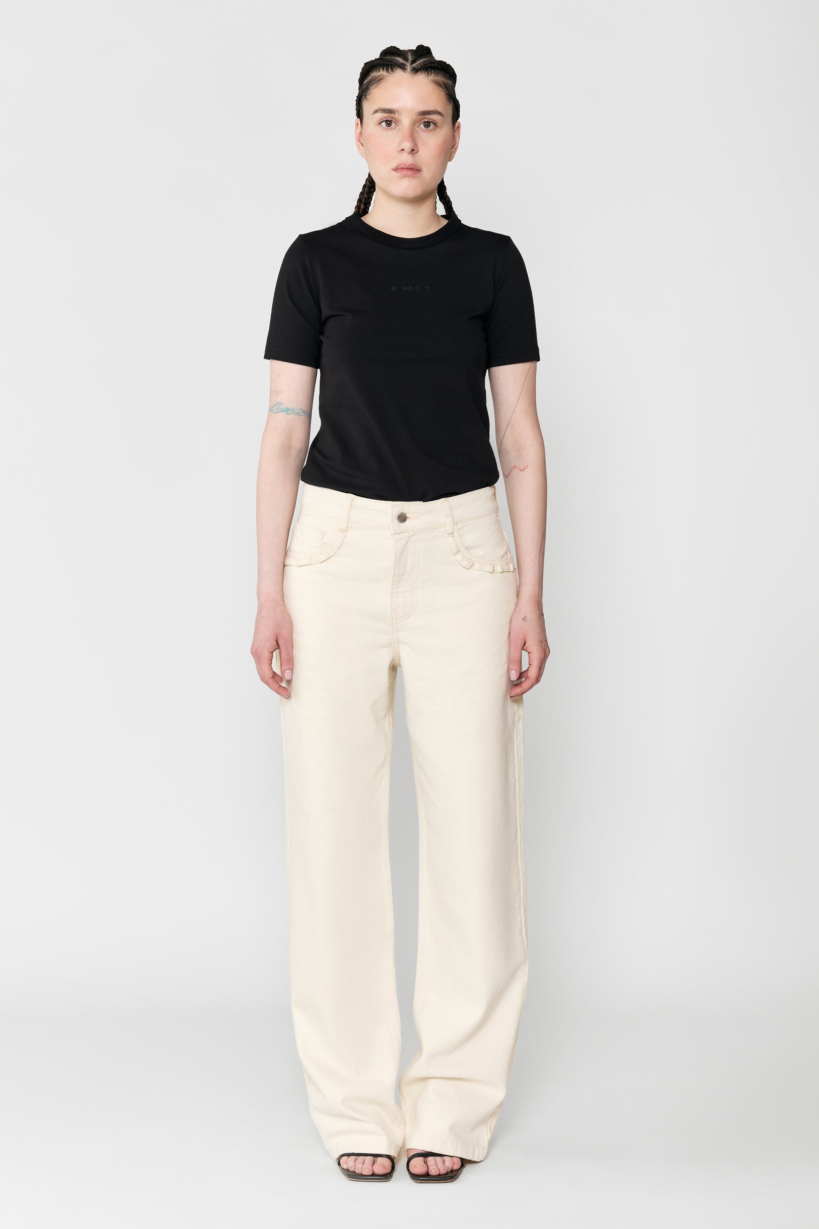 Woman Straight Fit Jeans Ivory