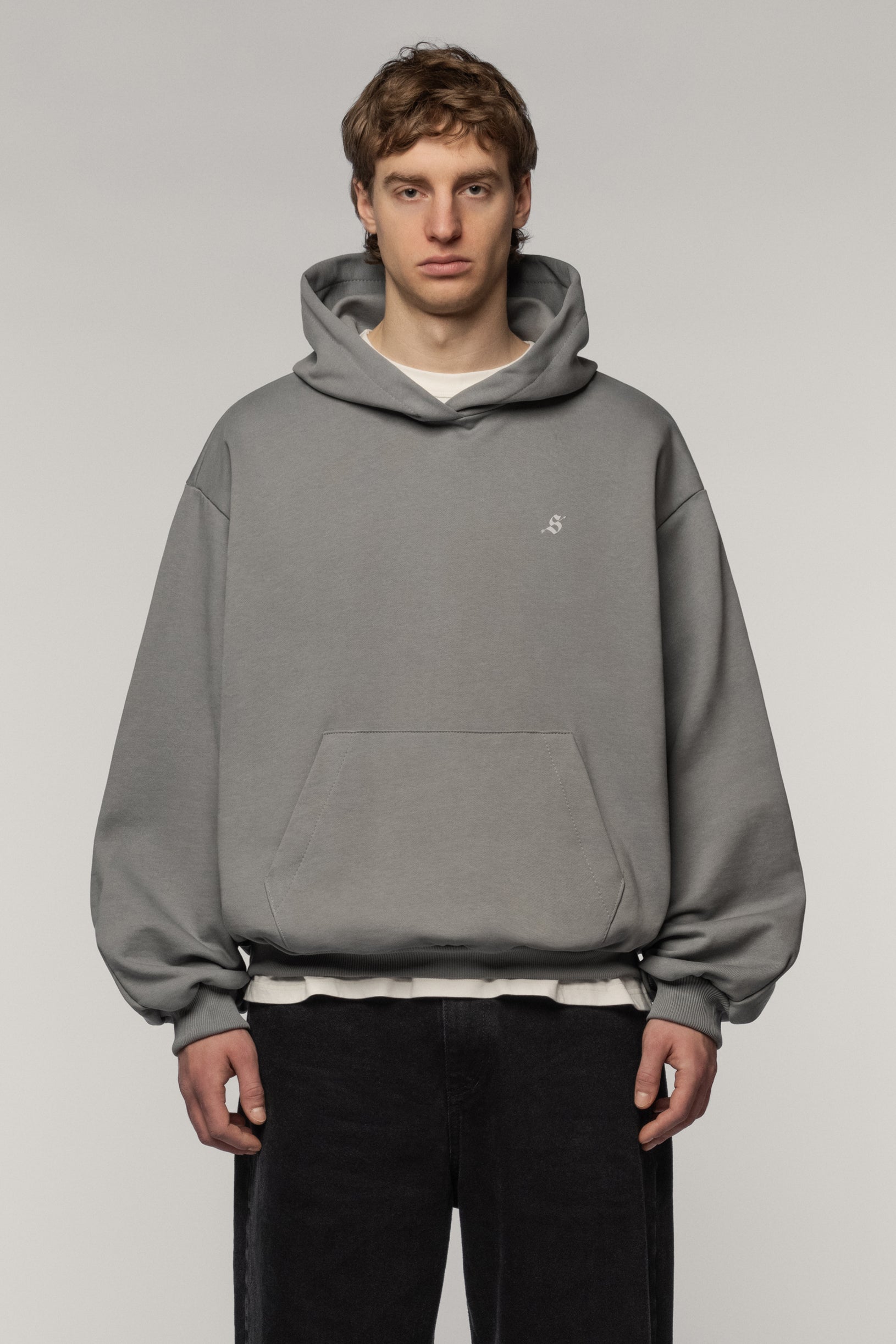 Сірий худі Arrow