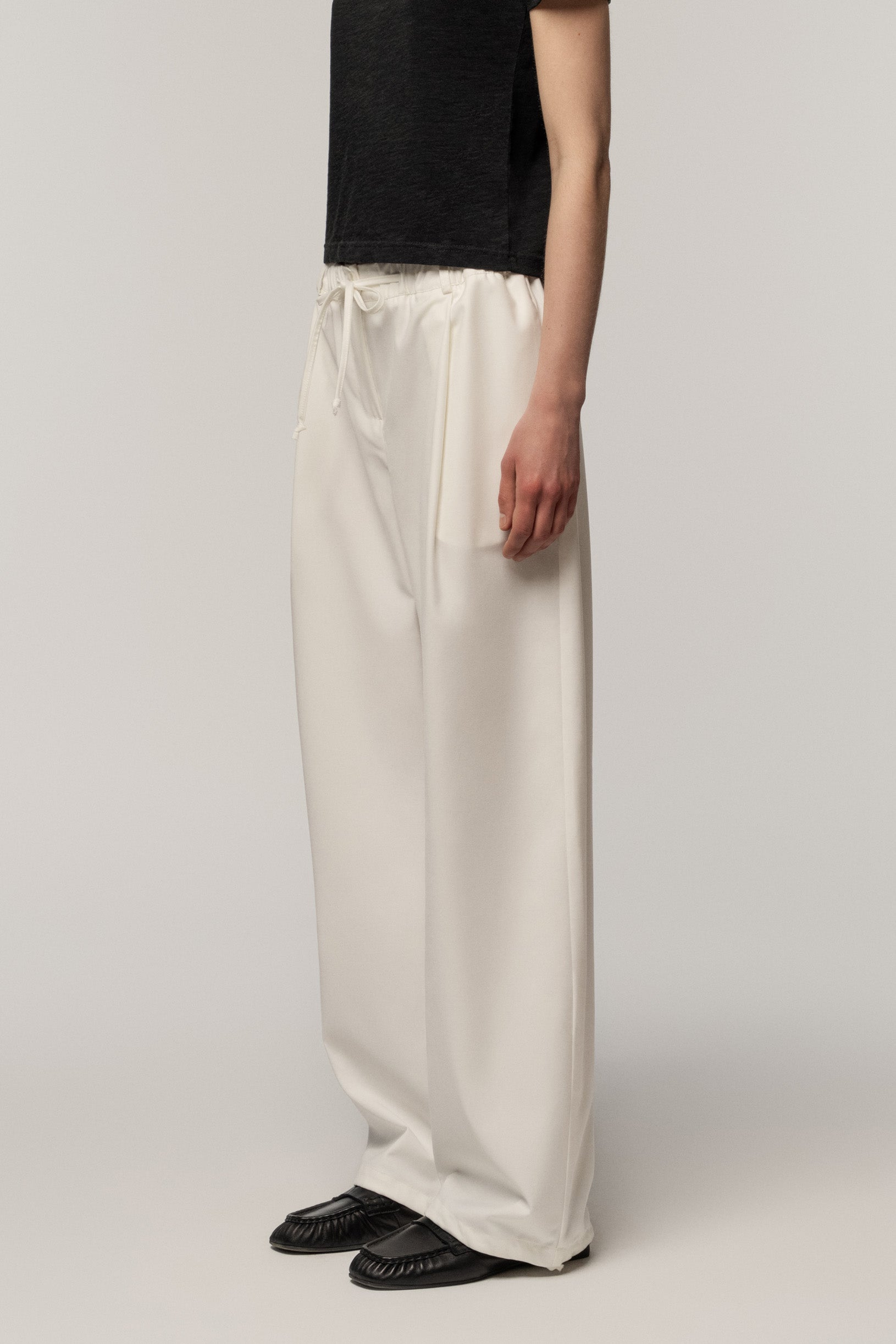 Relaxed Trousers White