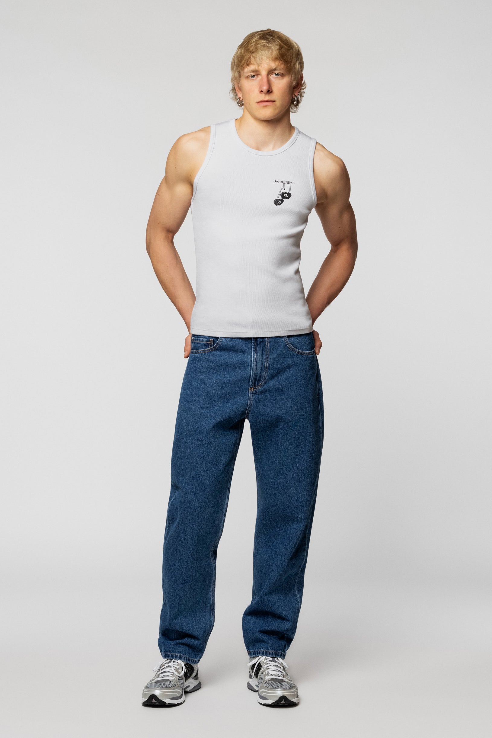 UV Tank Top locks white to pink