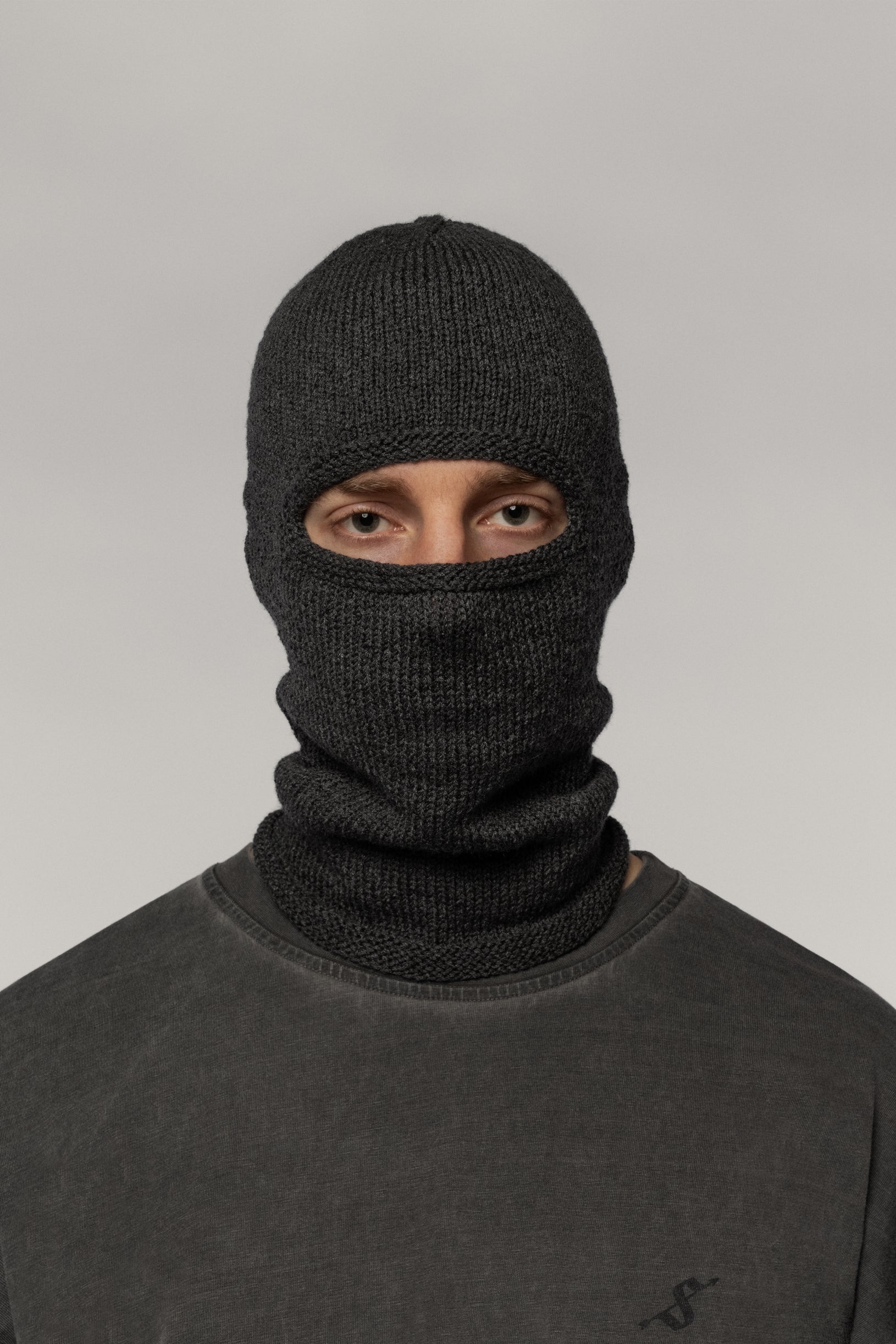 Шовково-вовняна Балаклава Ручної В'язки Чорна