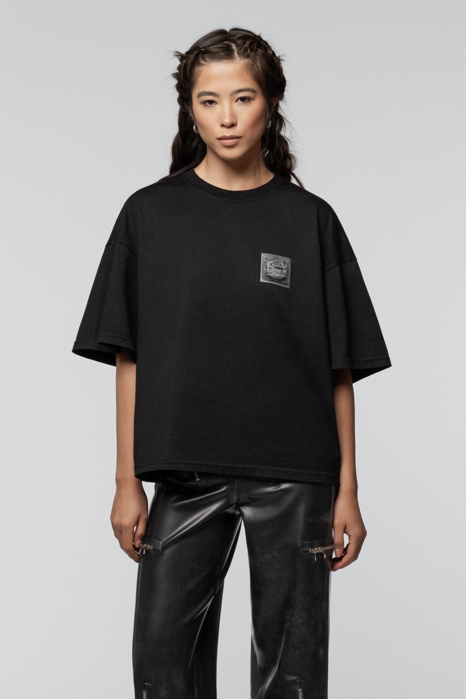 SNDCT X ANOESES Чорна Оверсайз Футболка Презерватив
