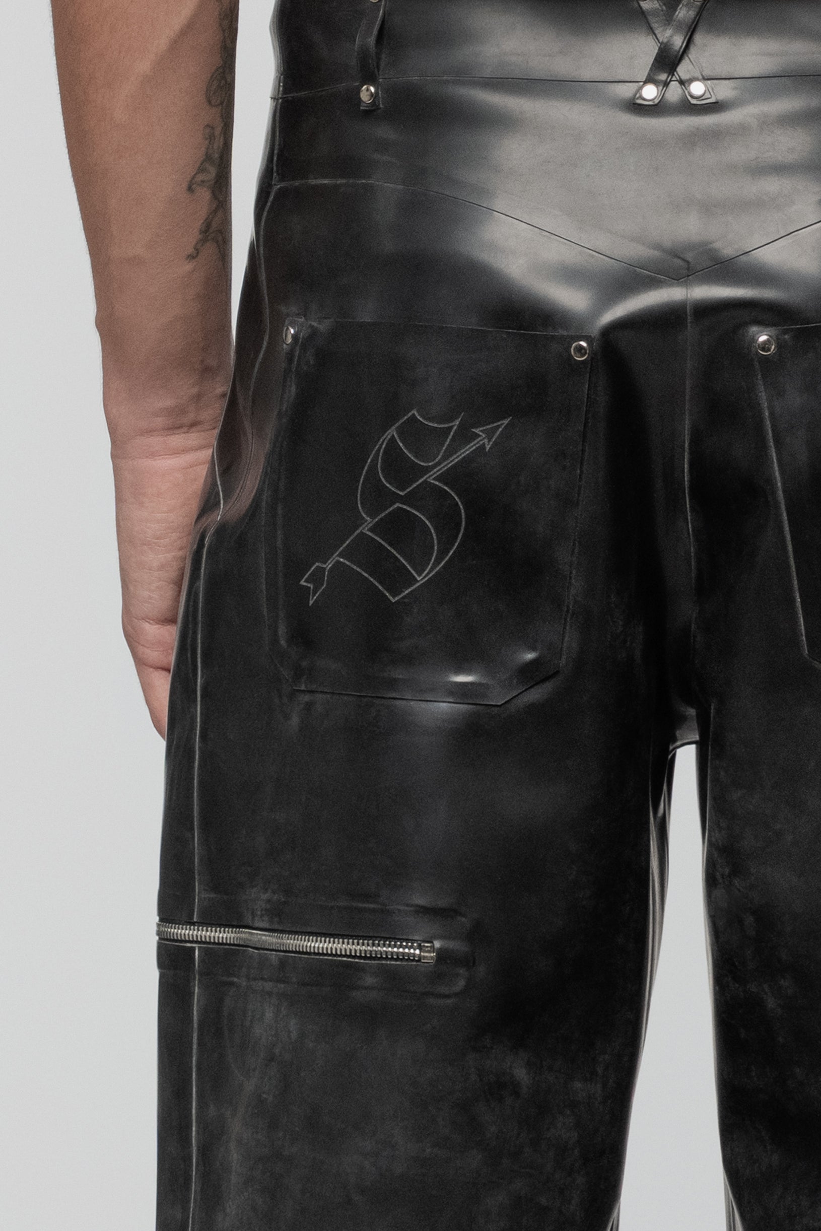 SNDCT X ANOESES Unisex Latex Pants